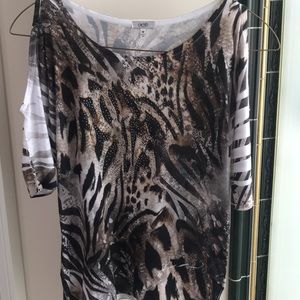Cache leopard print cold shoulder top